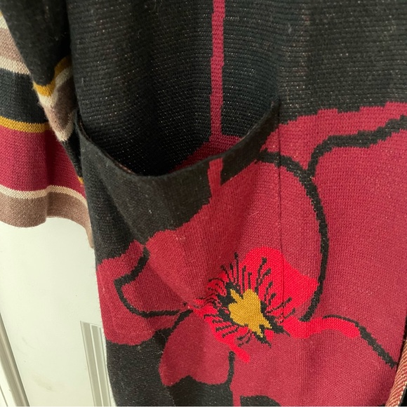 Maxsport Black & Red Floral Cardigan - Picture 2 of 7